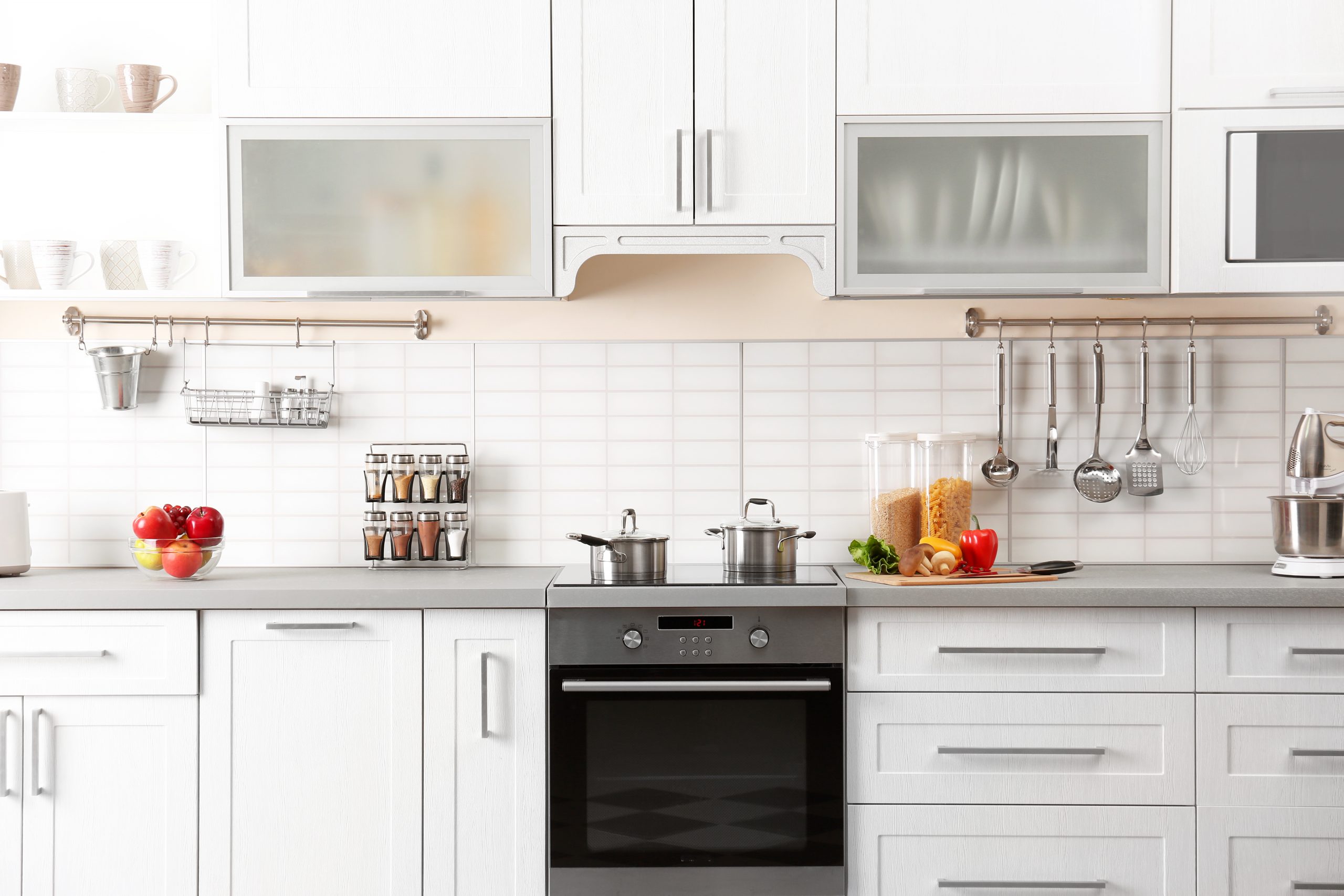 Crie uma cozinha funcional com espaço de arrumação - IKEA